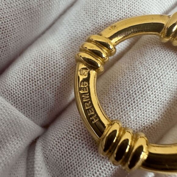 Hermes Gold Tone Scarf Ring W/ Certificate of Authenticity - Picture 8 of 12